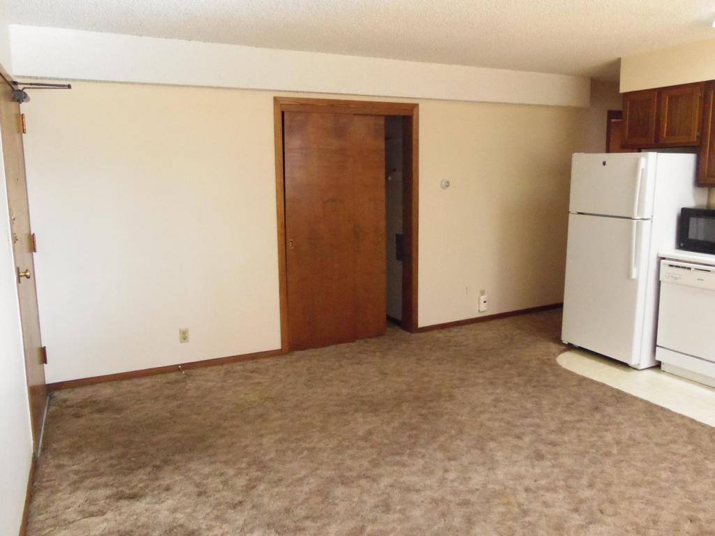 Apartment for rent at 701 S 11th St #6, Lincoln, NE 68508
