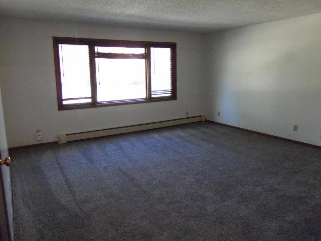 Apartment for rent at 701 S 11th St #8, Lincoln, NE 68508