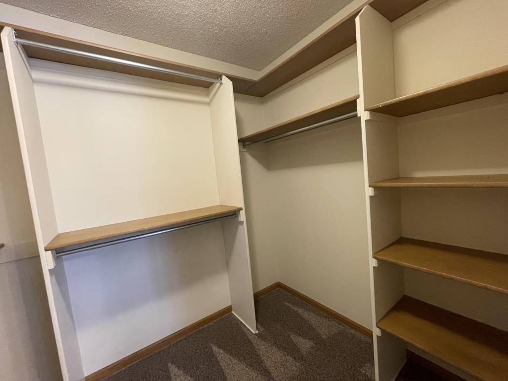 Apartment for rent at 1027 H St #8, Lincoln, NE 68508