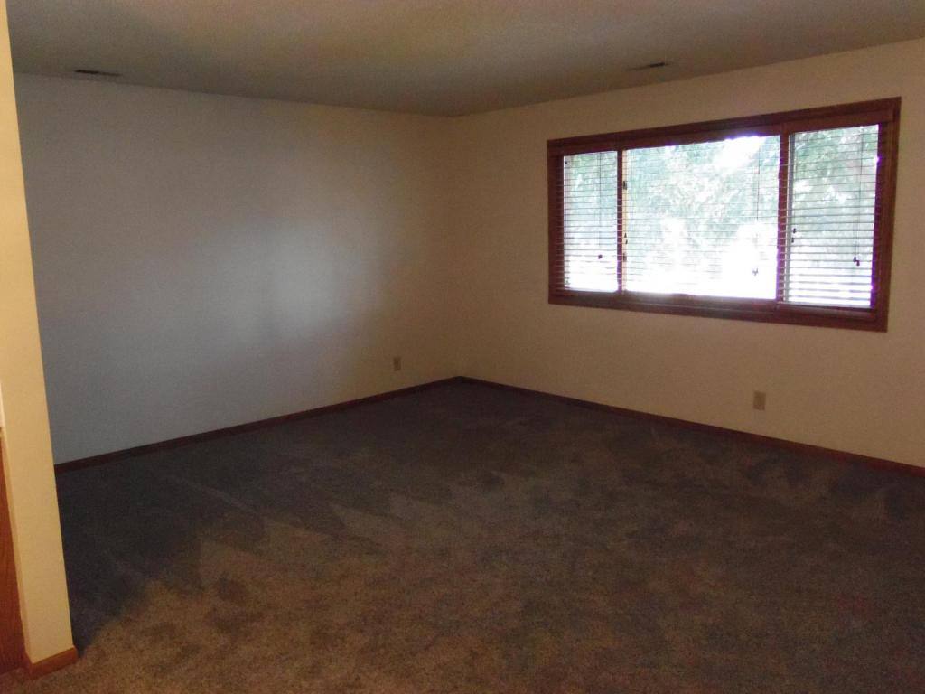 Apartment for rent at 1027 H St #8, Lincoln, NE 68508