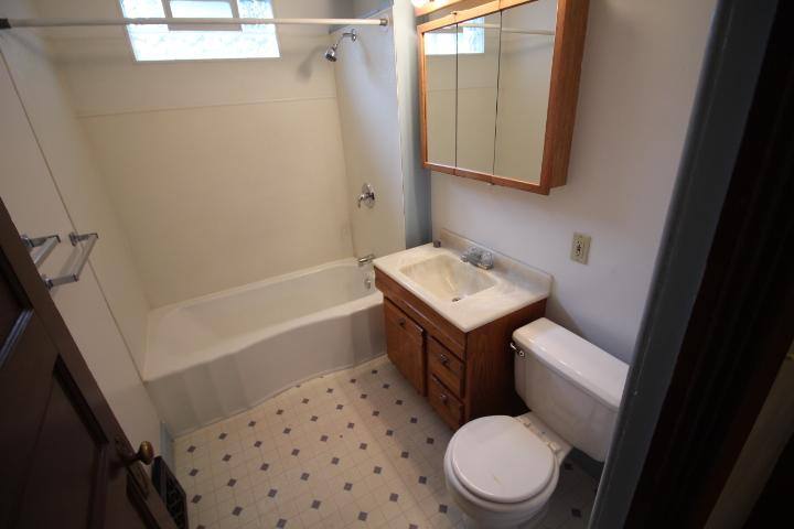 House for rent at 1710 Harwood, Lincoln, NE 68502