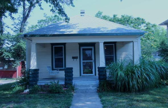 House for rent at 1710 Harwood, Lincoln, NE 68502