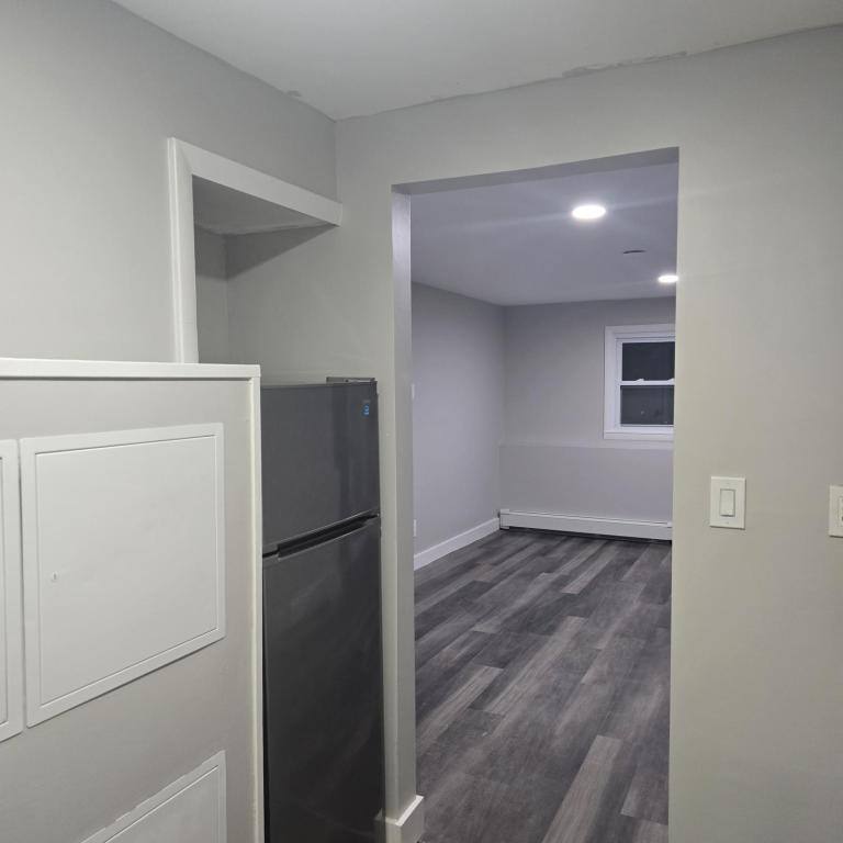 Apartment for rent at 24 New St, Pompton Plains, NJ 07444
