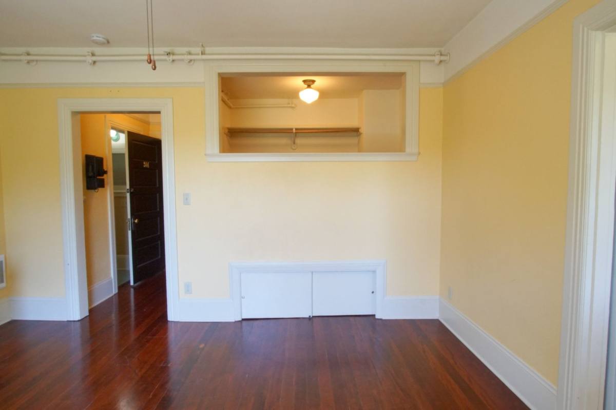 Apartment for rent at 1230 NW 21st Ave, Portland, OR 97209