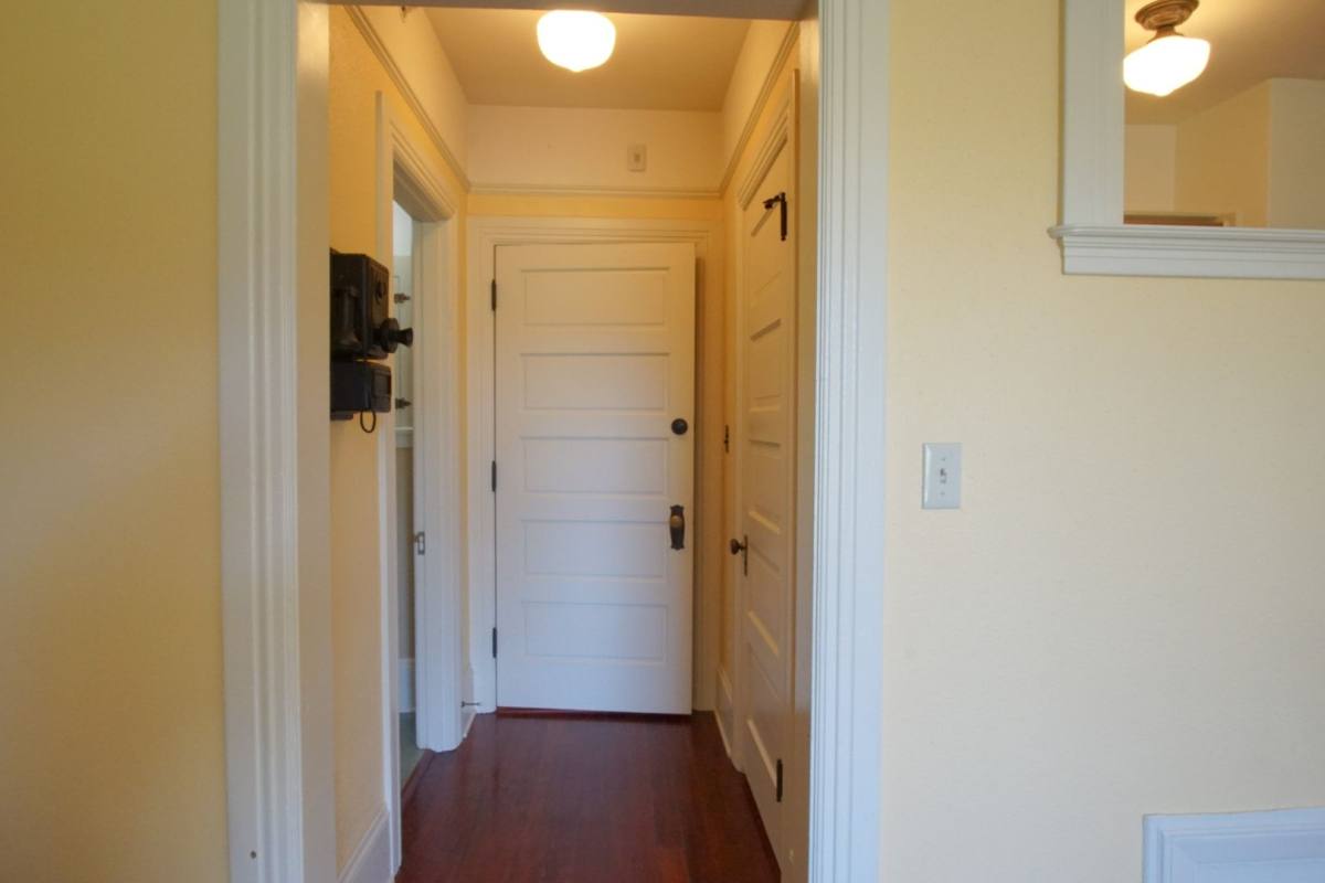 Apartment for rent at 1230 NW 21st Ave, Portland, OR 97209