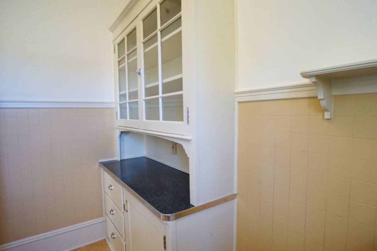 Apartment for rent at 1230 NW 21st Ave, Portland, OR 97209