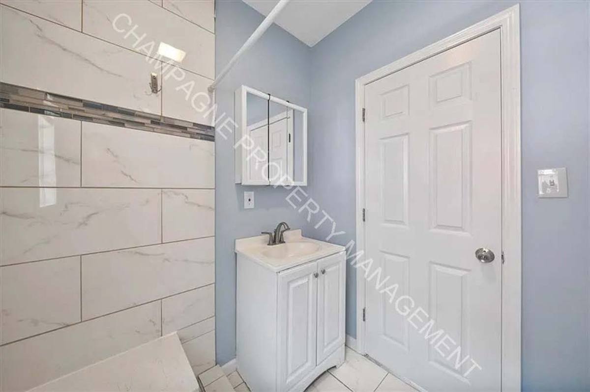 House for rent at 2454 Cypress Ave, Kansas City, MO 64127