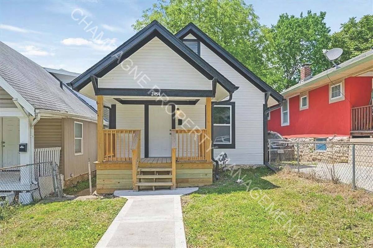 House for rent at 2454 Cypress Ave, Kansas City, MO 64127