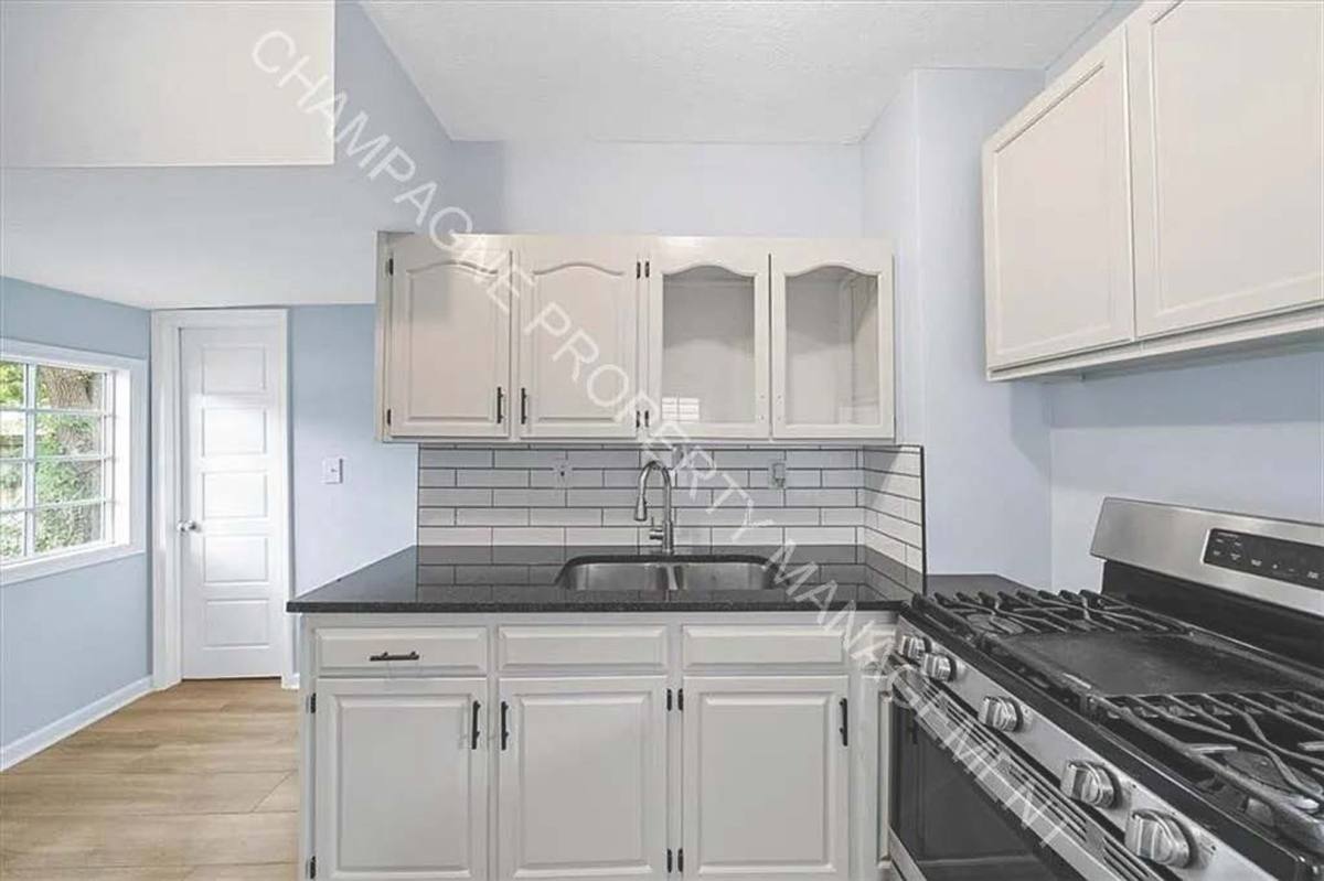 House for rent at 2454 Cypress Ave, Kansas City, MO 64127
