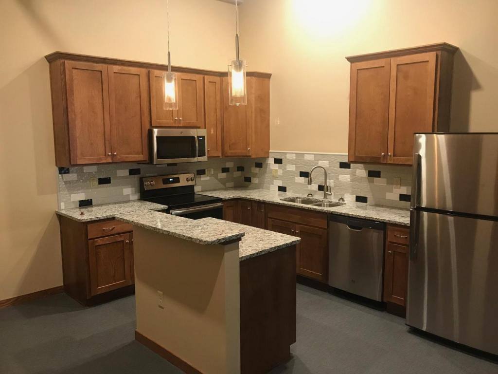 Apartment for rent at 101 N Kansas Ave #301, Topeka, KS 66603