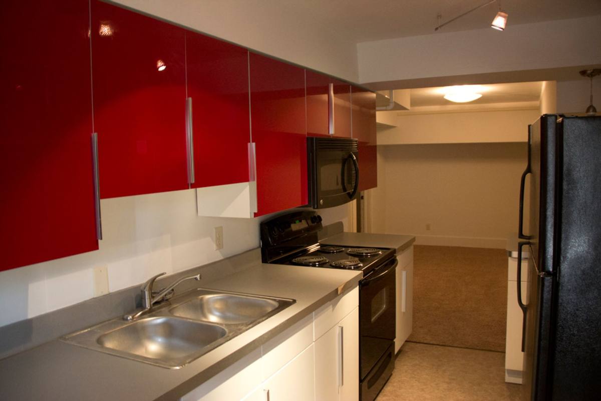 Apartment for rent at 1022 University Ave, Minneapolis, MN 55414