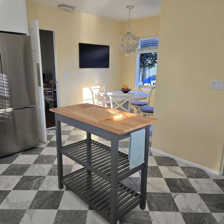 House for rent at 901 A Ave, Coronado, CA 92118