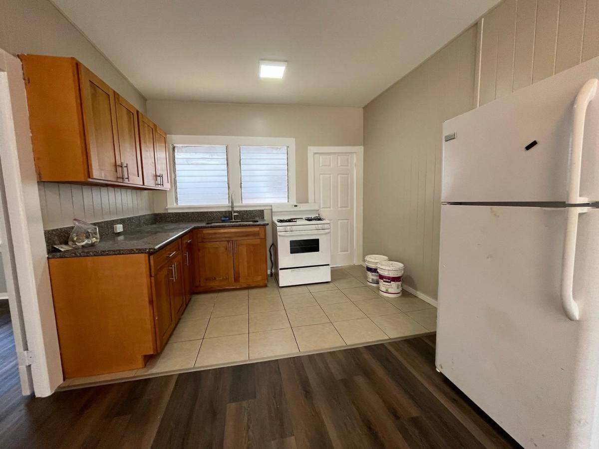 Apartment for rent at 43F Kauila St, Honolulu, HI 96813