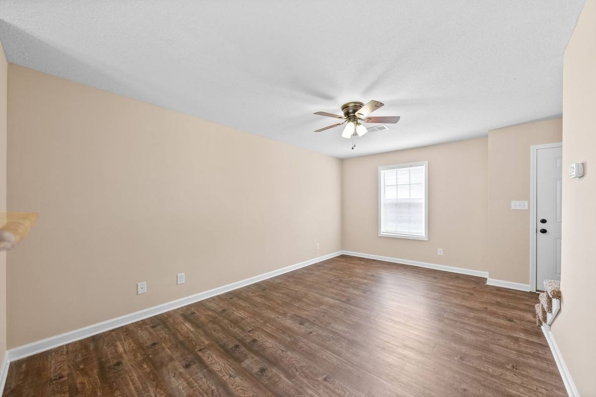 Apartment for rent at 398 McGee Court, Clarksville, TN 37040