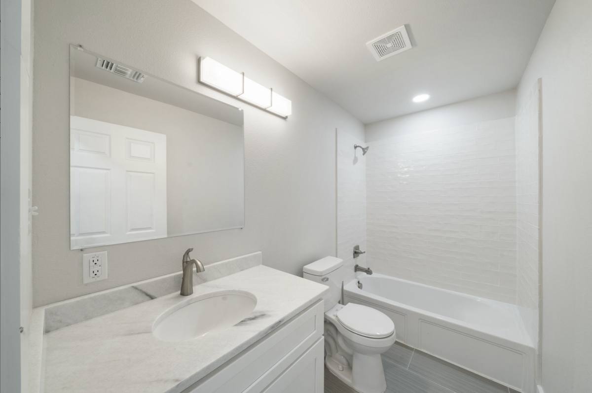 House for rent at 1627 W Mariposa, San Antonio, TX 78201