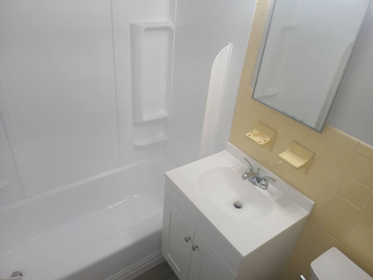 Apartment for rent at 375 N Mitchell Ave, Lansdale, PA 19446