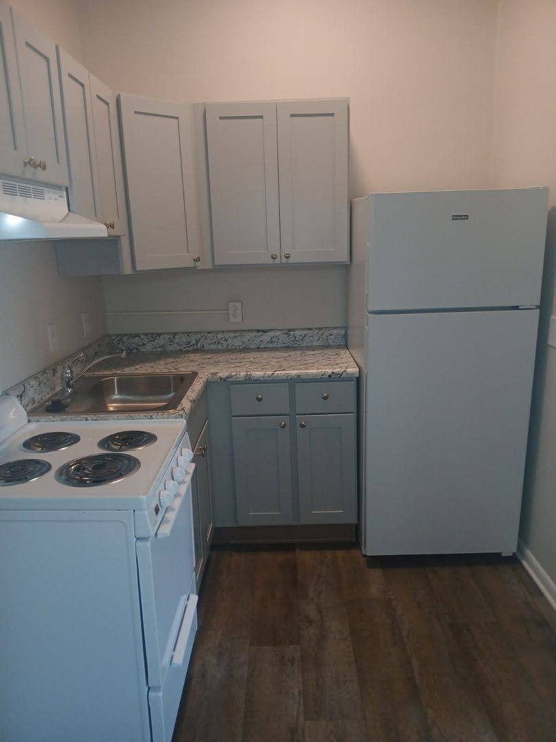 Apartment for rent at 375 N Mitchell Ave, Lansdale, PA 19446