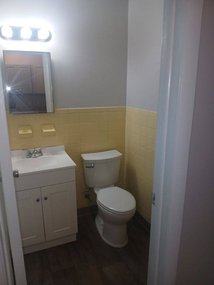 Apartment for rent at 375 N Mitchell Ave, Lansdale, PA 19446
