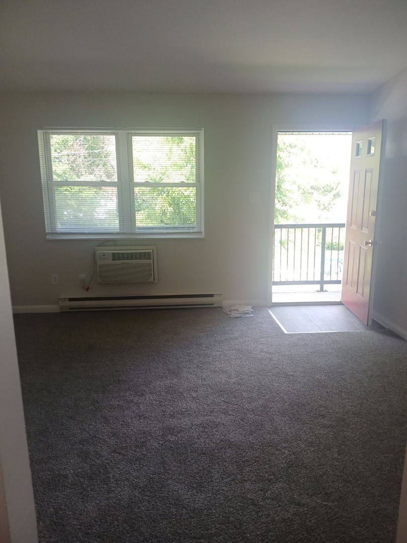 Apartment for rent at 375 N Mitchell Ave, Lansdale, PA 19446
