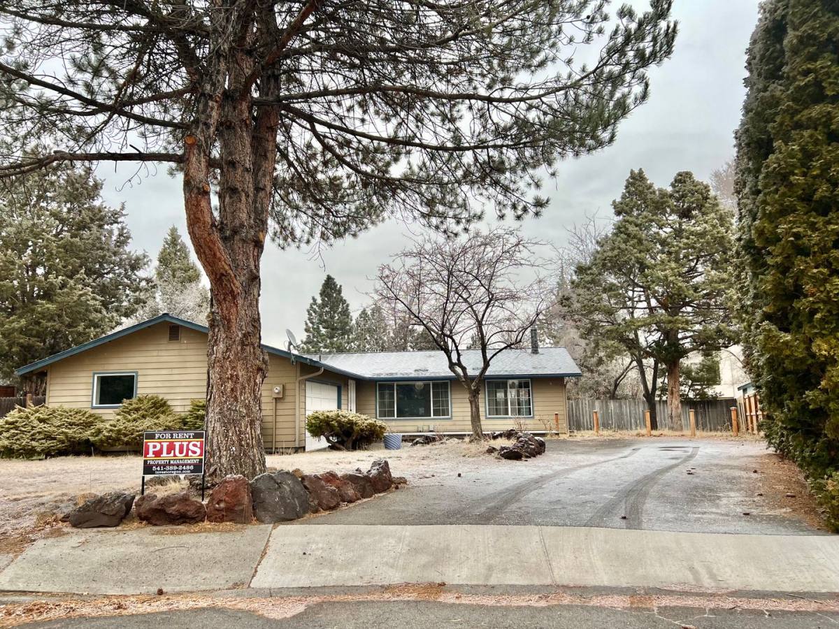 House for rent at 2816 NE Lapoint Court, Bend, OR 97701