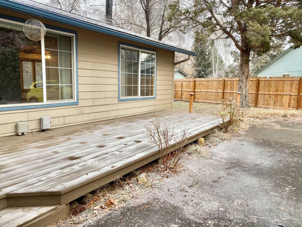 House for rent at 2816 NE Lapoint Court, Bend, OR 97701