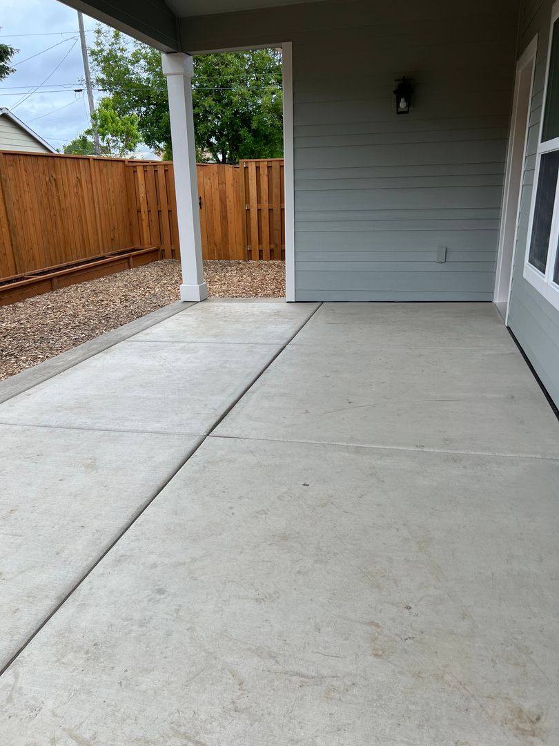 House for rent at 151 N Market St, Lafayette, OR 97127