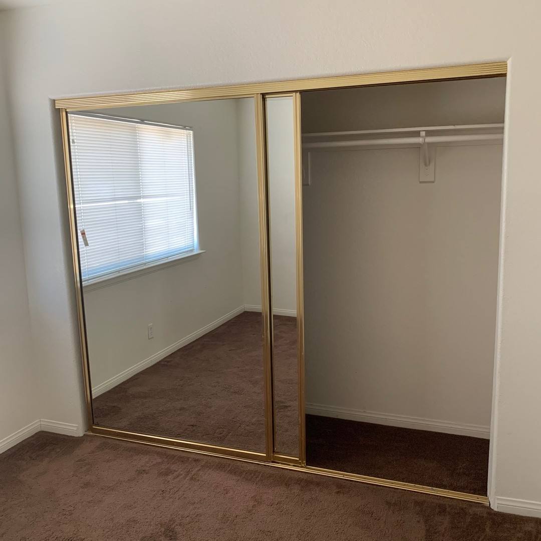 House for rent at 15415 Kiamichi Rd, Apple Valley, CA 92307