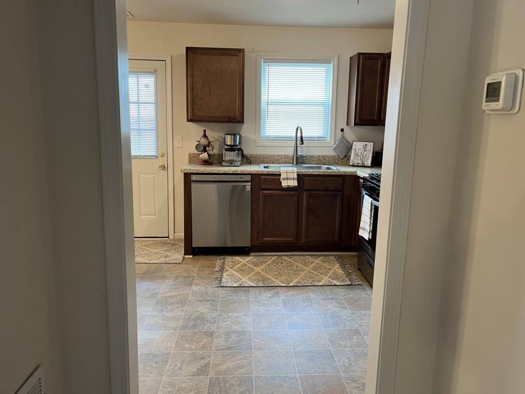 Townhouse for rent at 115 White Park Place, Dallas, GA 30132