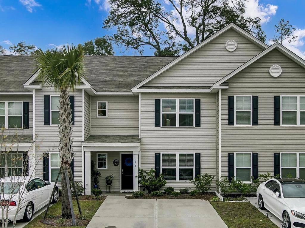 Townhouse for rent at 236 Spencer Circle, Summerville, SC 29485