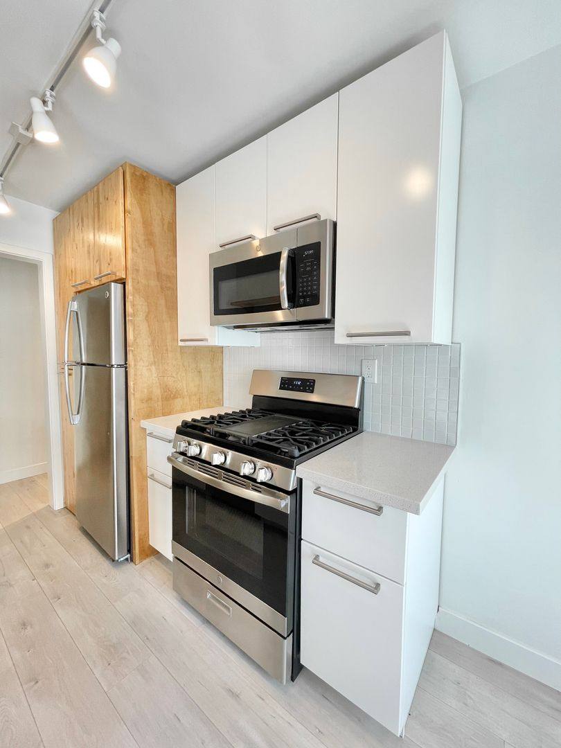 Apartment for rent at 2523 N St, Sacramento, CA 95816