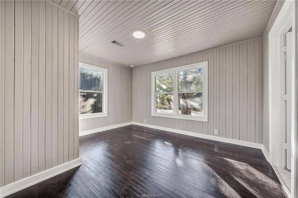 House for rent at 2707 Cliff St, Bryan, TX 77801