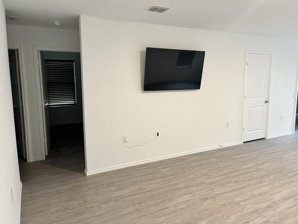 House for rent at 13222 Dutra Rd, San Antonio, TX 78221
