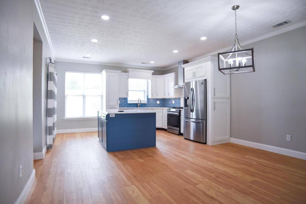 Townhouse for rent at 6616 Splashwater Dr, Flowery Branch, GA 30542