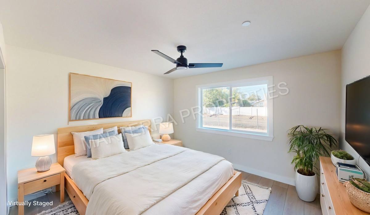 Apartment for rent at 968 Mission Dr, Costa Mesa, CA 92626
