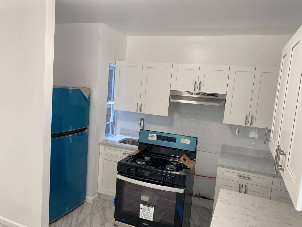 Apartment for rent at 155 Lake Ave, Yonkers, NY 10701