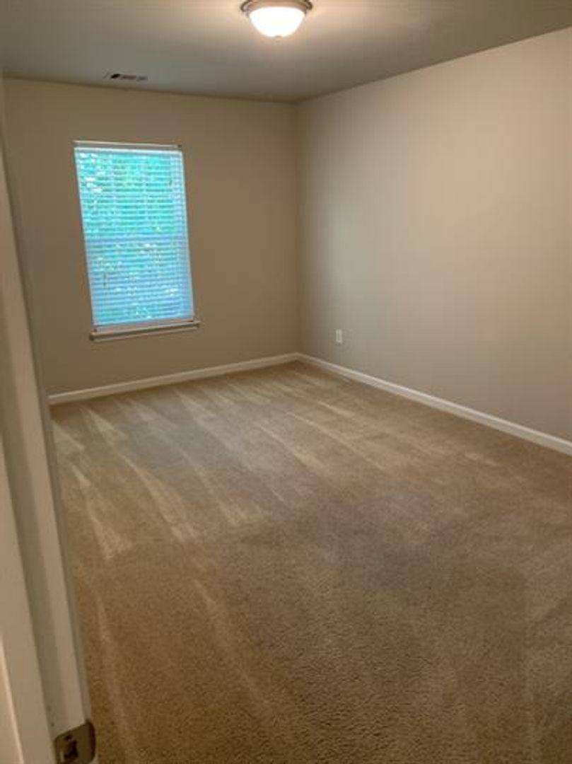 Townhouse for rent at 3333 Thornbridge Dr, Powder Springs, GA 30127