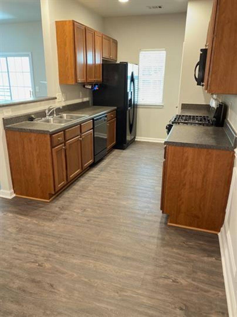 Townhouse for rent at 3333 Thornbridge Dr, Powder Springs, GA 30127