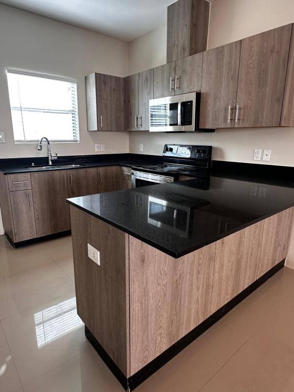 Apartment for rent at 510 Peabody Ave #3, Edinburg, TX 78539