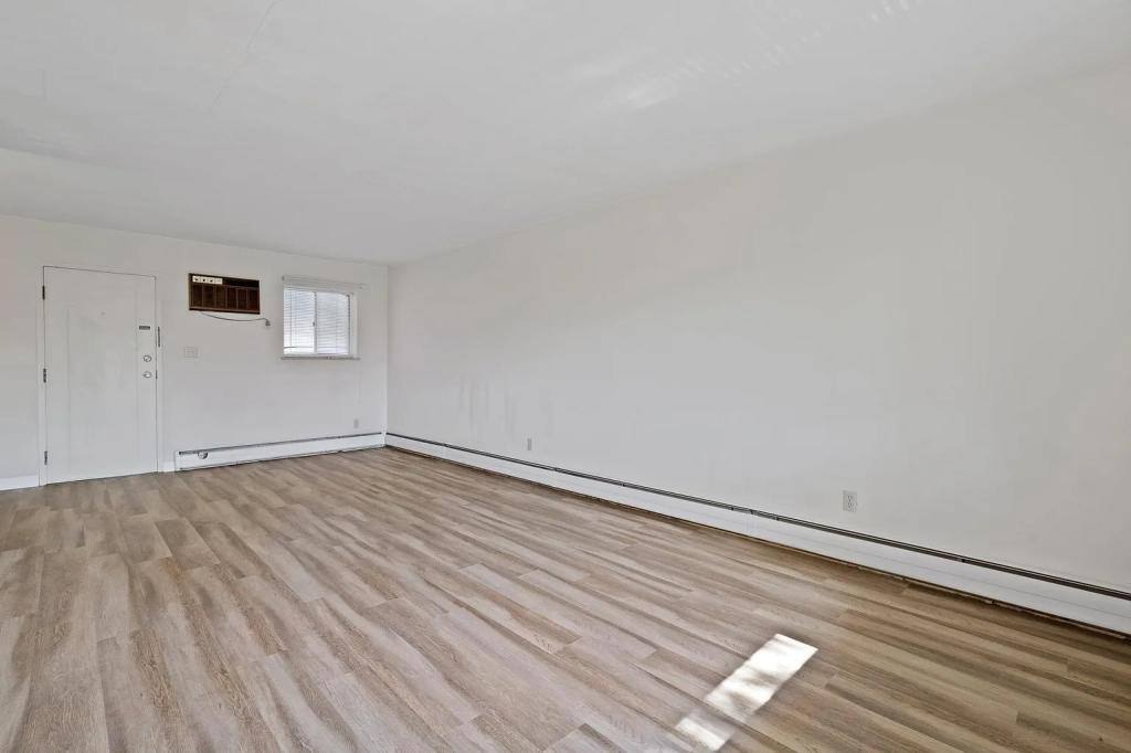 Apartment for rent at 515 Riverview Dr #204, Columbus, OH 43202