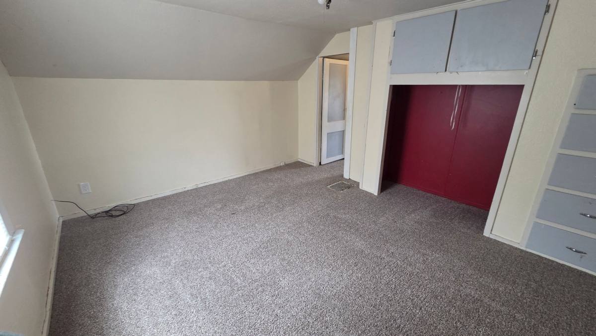 House for rent at 121 Clinton St, Austin, MN 55912