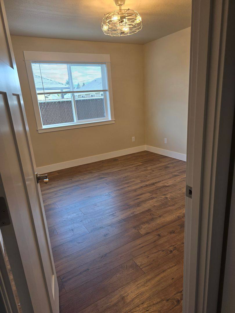 House for rent at 2941 Naples Dr, Grants Pass, OR 97527
