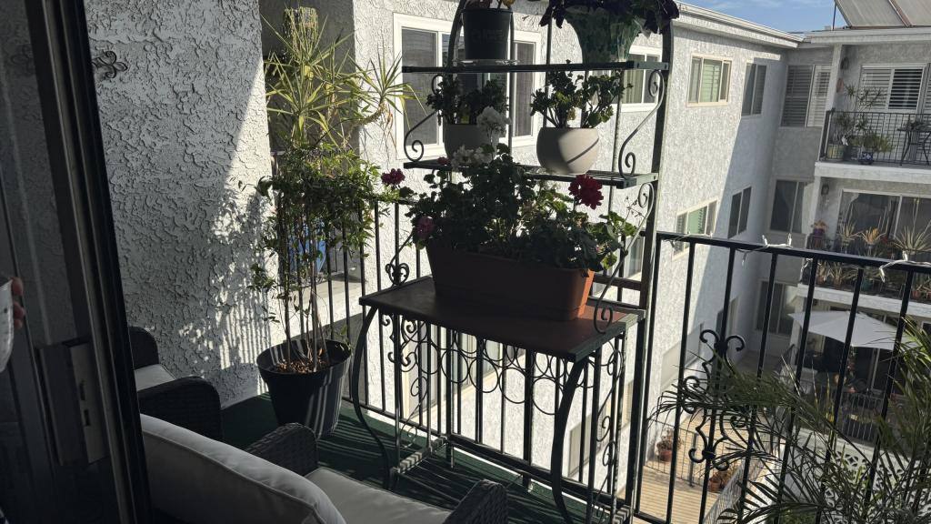 Condo for rent at 333 Orange Ave #41, Coronado, CA 92118