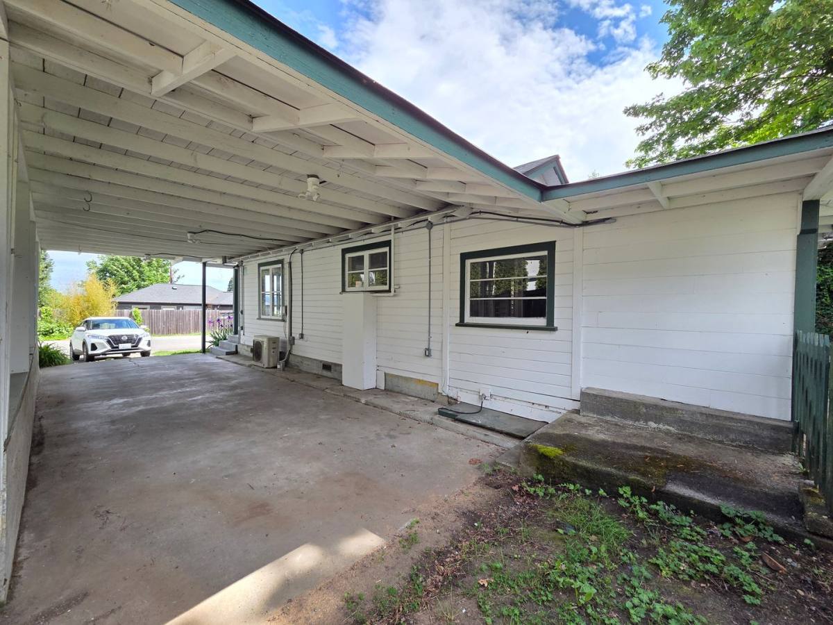 House for rent at 2196 E Spring St, Port Orchard, WA 98366