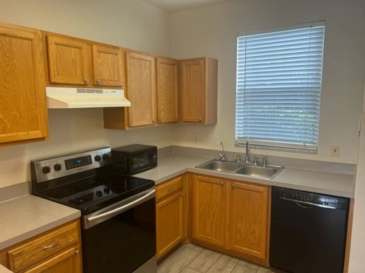 Condo for rent at 3860 SW 20th Ave, Gainesville, FL 32607
