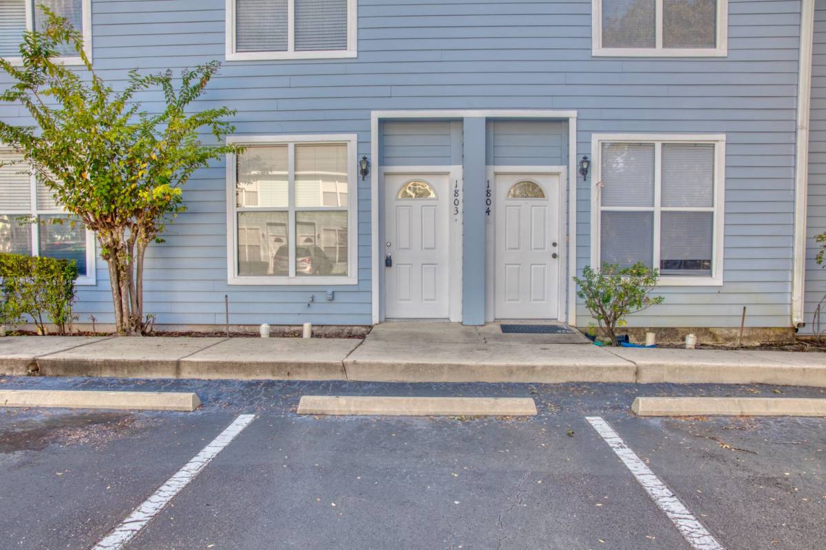 Condo for rent at 3860 SW 20th Ave, Gainesville, FL 32607