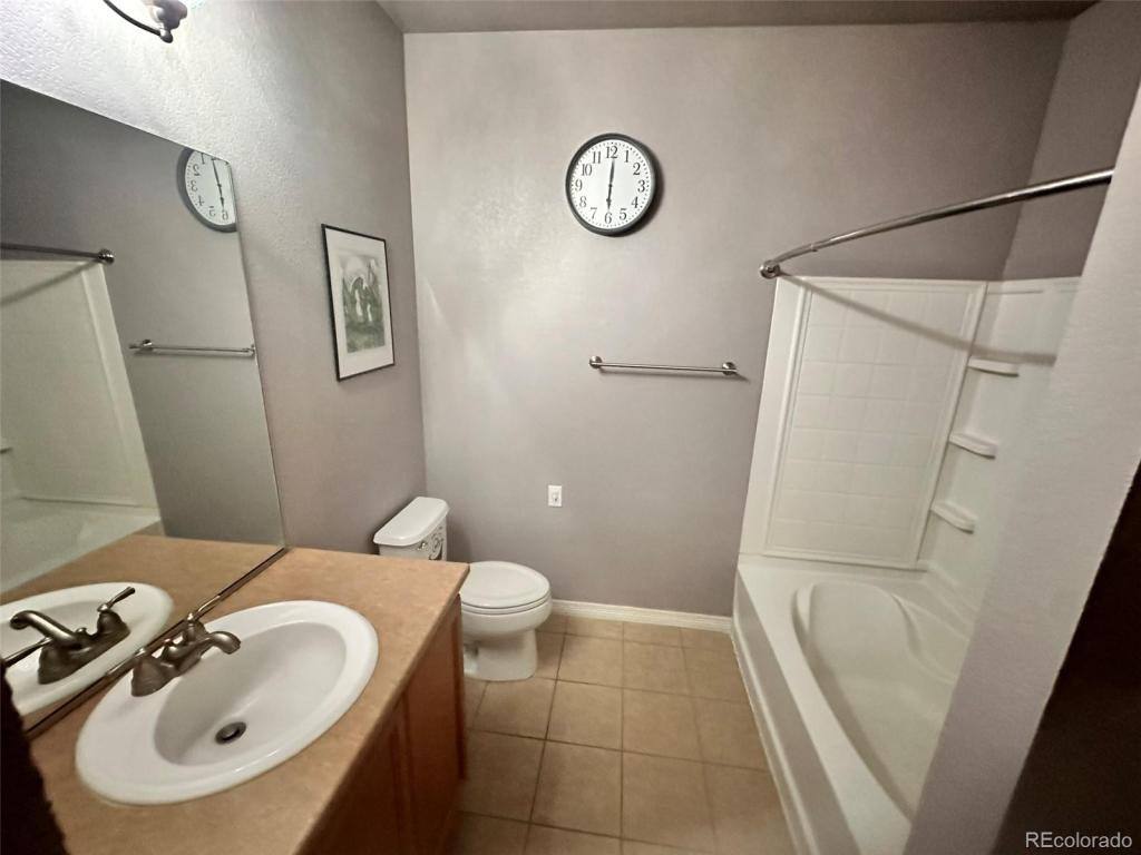 Condo for rent at 7292 S Blackhawk St #2-105, Englewood, CO 80112