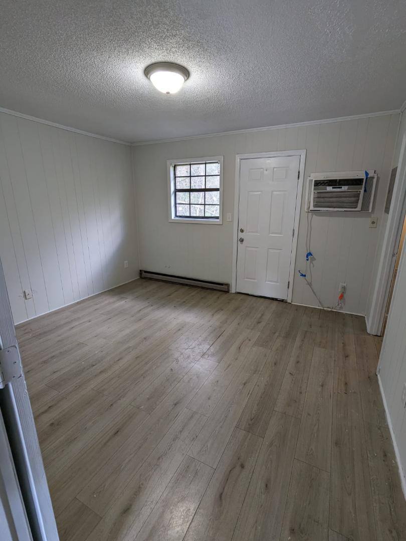 Apartment for rent at 1705 Rolling Meadow Court #3, Winston Salem, NC 27107