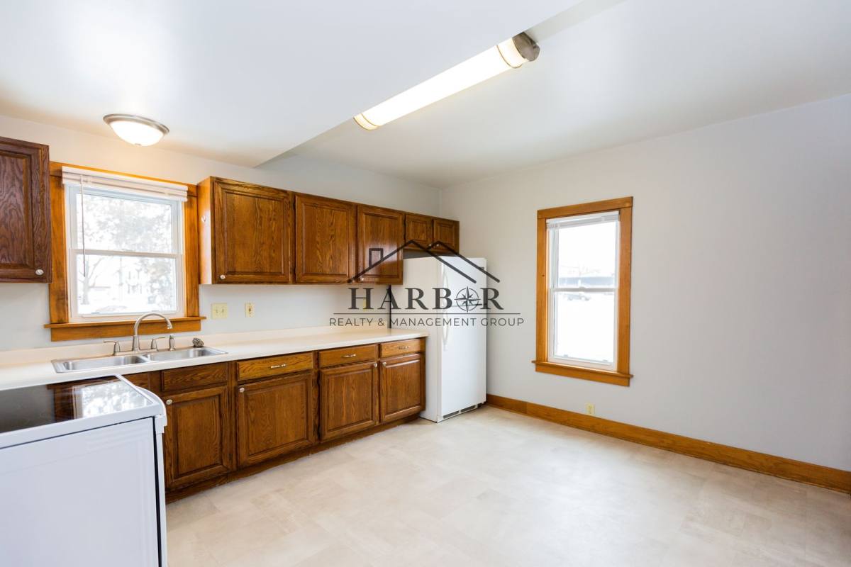 House for rent at 15 8th St NW, Rochester, MN 55901