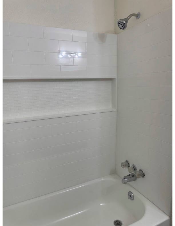 Apartment for rent at 103 N Brookwood St #12, Idabel, OK 74745
