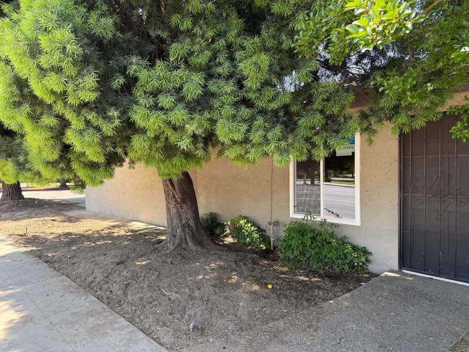 Apartment for rent at 2807 N Fresno St, Fresno, CA 93703